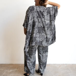 Zen Kimono Wrap - Geometric