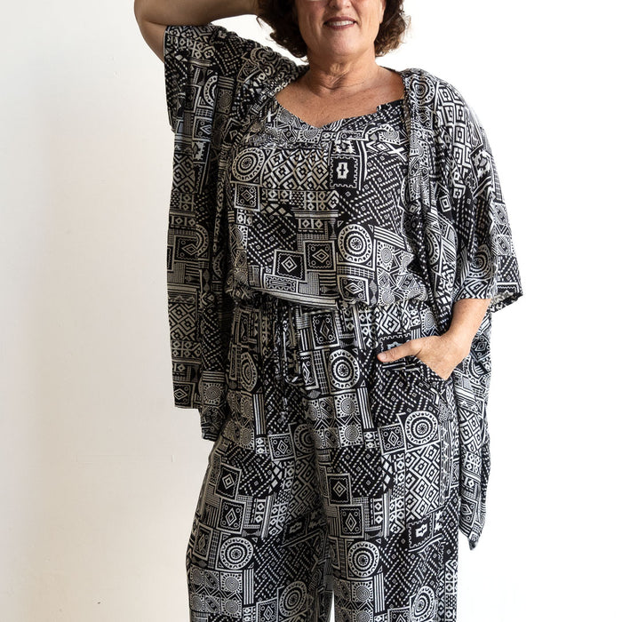 Zen Kimono Wrap - Geometric