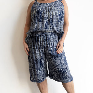 Zen Drawstring Shorts - Below-the-knee - Geometric