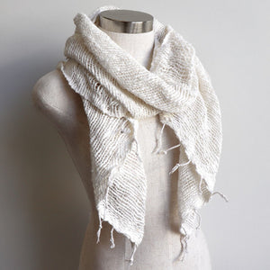 Winter scarf handmade with natural fibre. White.
