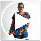 <div style="padding:100% 0 0 0;position:relative;"><iframe src="https://player.vimeo.com/video/1097728673?badge=0&amp;autopause=0&amp;player_id=0&amp;app_id=58479" frameborder="0" allow="autoplay; fullscreen; picture-in-picture; clipboard-write; encrypted-media; web-share" style="position:absolute;top:0;left:0;width:100%;height:100%;" title="Be The Sunshine Cotton Top - Tropical Midnight Blue"></iframe></div><script src="https://player.vimeo.com/api/player.js"></script>