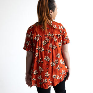 Chic Ruffle Hem Blouse by Orientique Australia - Saventa - 72560