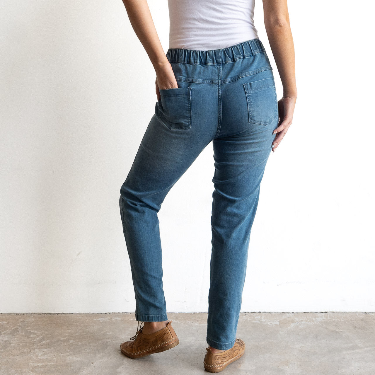 Classic Denim Stretch Jegging by Orientique - 9633