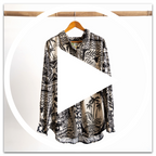 <div style="padding:100% 0 0 0;position:relative;"><iframe src="https://player.vimeo.com/video/1181043318?badge=0&amp;autopause=0&amp;player_id=0&amp;app_id=58479" frameborder="0" allow="autoplay; fullscreen; picture-in-picture; clipboard-write; encrypted-media; web-share"  style="position:absolute;top:0;left:0;width:100%;height:100%;" title="Collared Shirt Blouse by Escape - Mallorca - 32507"></iframe></div><script src="https://player.vimeo.com/api/player.js"></script>