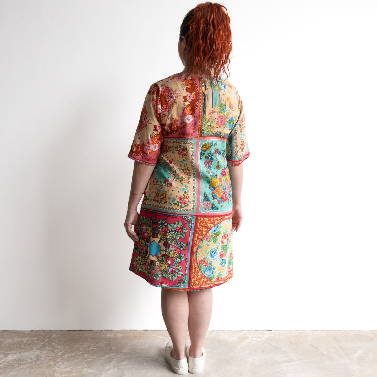 Contemporary Shift Dress - Foulard Fleurs - 61058
