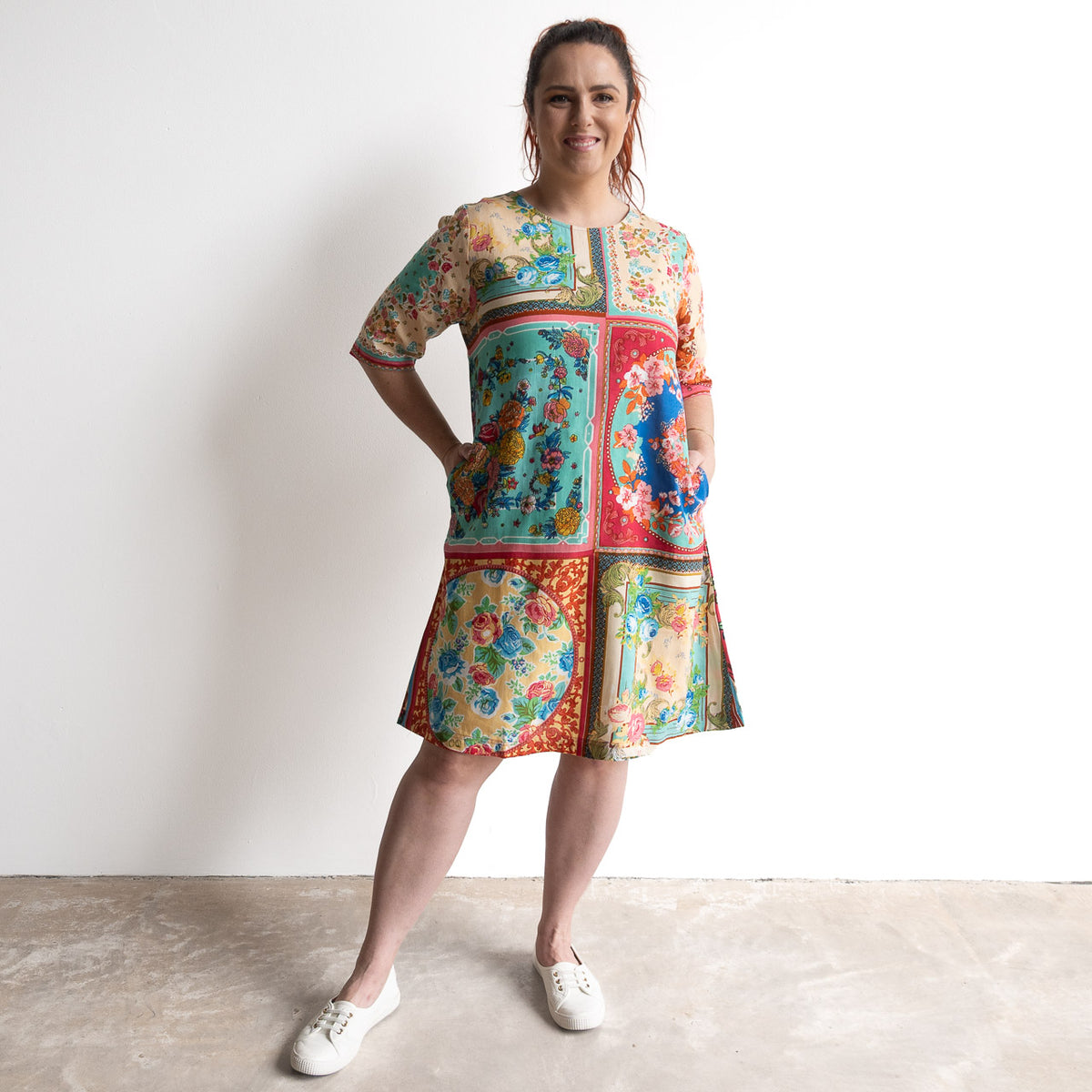 Contemporary Shift Dress - Foulard Fleurs - 61058