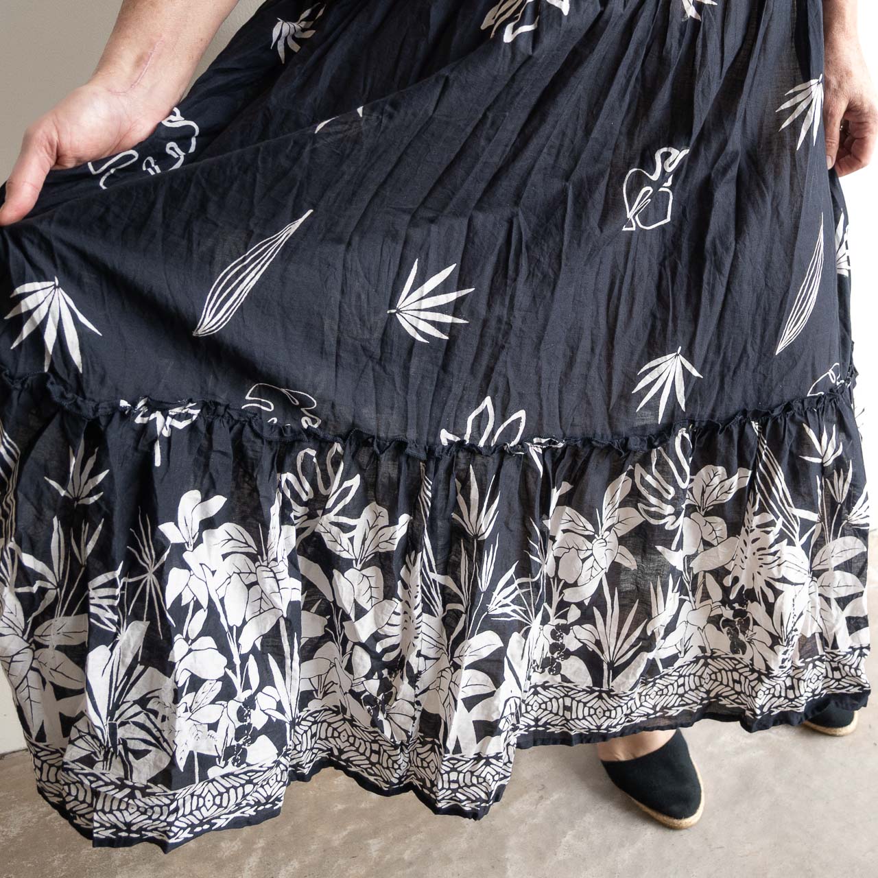 Gathered Cotton Maxi Dress - Tropical Border Navy