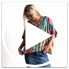 <div style="padding:100% 0 0 0;position:relative;"><iframe src="https://player.vimeo.com/video/1210698727?badge=0&amp;autopause=0&amp;player_id=0&amp;app_id=58479&amp;autoplay=1&amp;muted=1&amp;loop=1" frameborder="0" allow="autoplay; fullscreen; picture-in-picture; clipboard-write; encrypted-media; web-share"  style="position:absolute;top:0;left:0;width:100%;height:100%;" title="Kaftan Top - Foulard Fleurs - 62836"></iframe></div><script src="https://player.vimeo.com/api/player.js"></script>