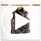 <div style="padding:100% 0 0 0;position:relative;"><iframe src="https://player.vimeo.com/video/1154122076?badge=0&amp;autopause=0&amp;player_id=0&amp;app_id=58479" frameborder="0" allow="autoplay; fullscreen; picture-in-picture; clipboard-write; encrypted-media; web-share" style="position:absolute;top:0;left:0;width:100%;height:100%;" title="Like No Other Puffer Vest by Orientique - Keqioa - 82237"></iframe></div><script src="https://player.vimeo.com/api/player.js"></script>