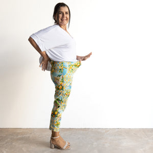 Orientique Stretch Capri Pant - Amalfi - 36019