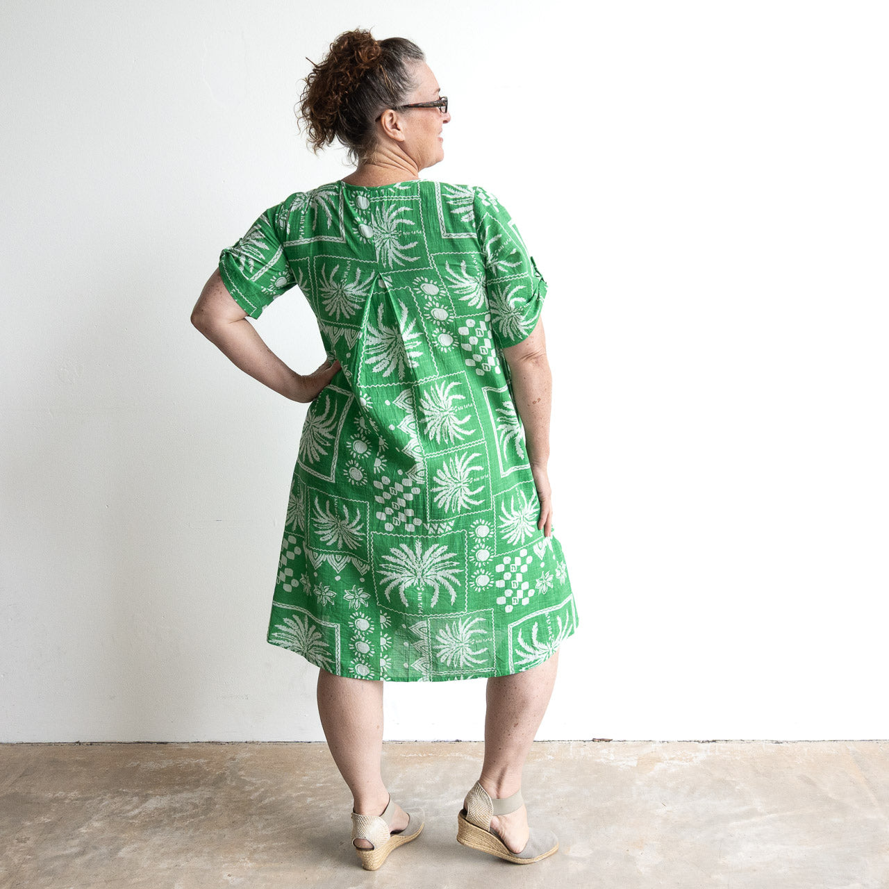 Picnic Perfect Smock Dress - Mono Patch Green