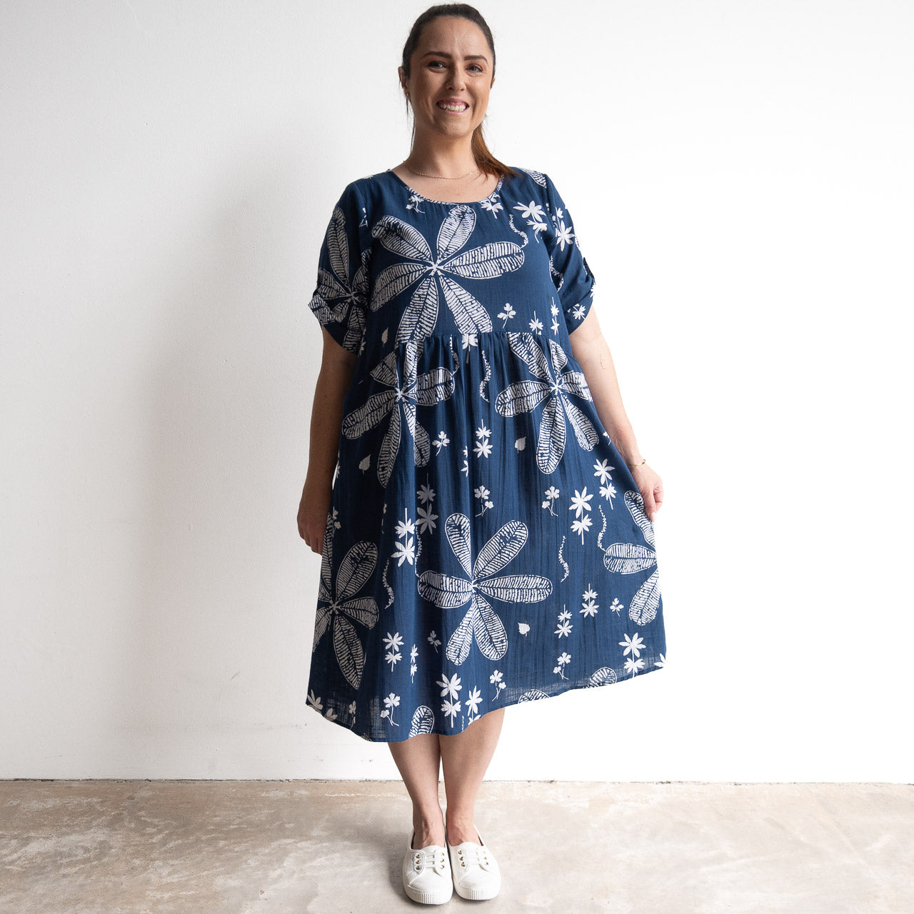 Picnic Perfect Smock Dress - Large Flora Navy