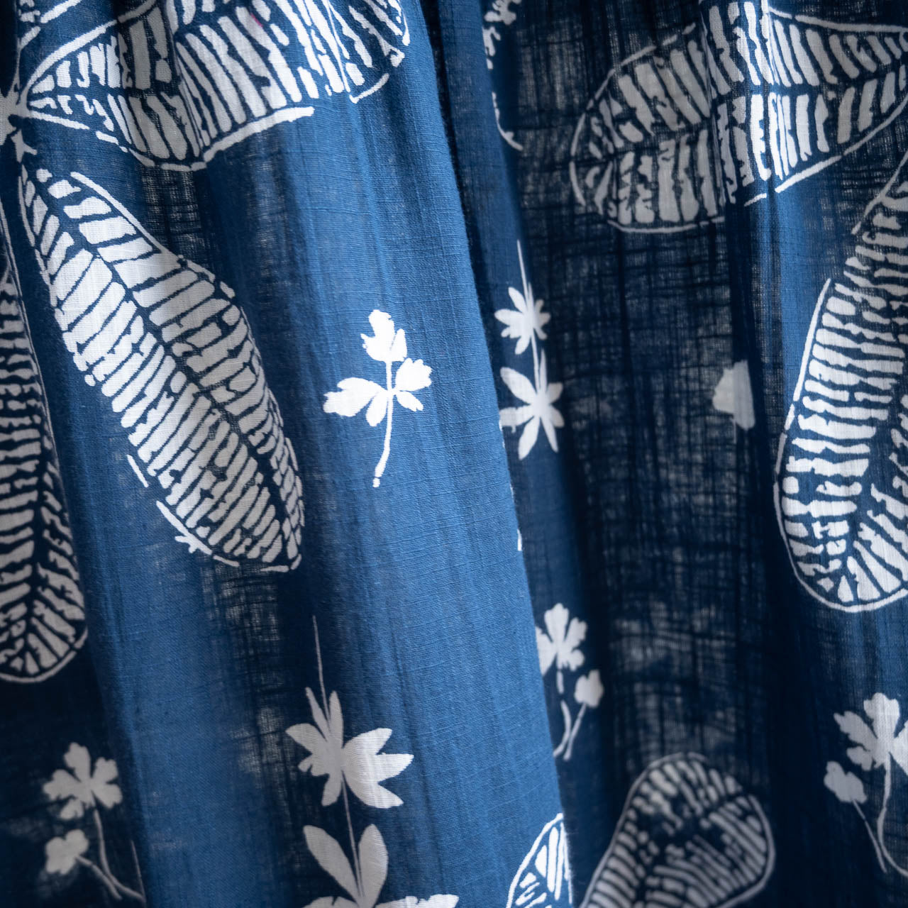 Picnic Perfect Smock Dress - Large Flora Navy