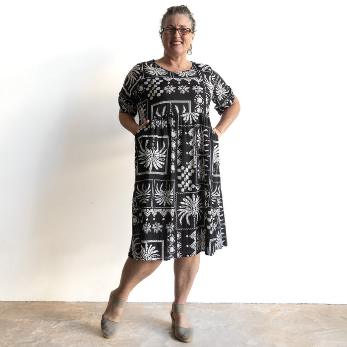 Picnic Perfect Smock Dress - Mono Patch Black