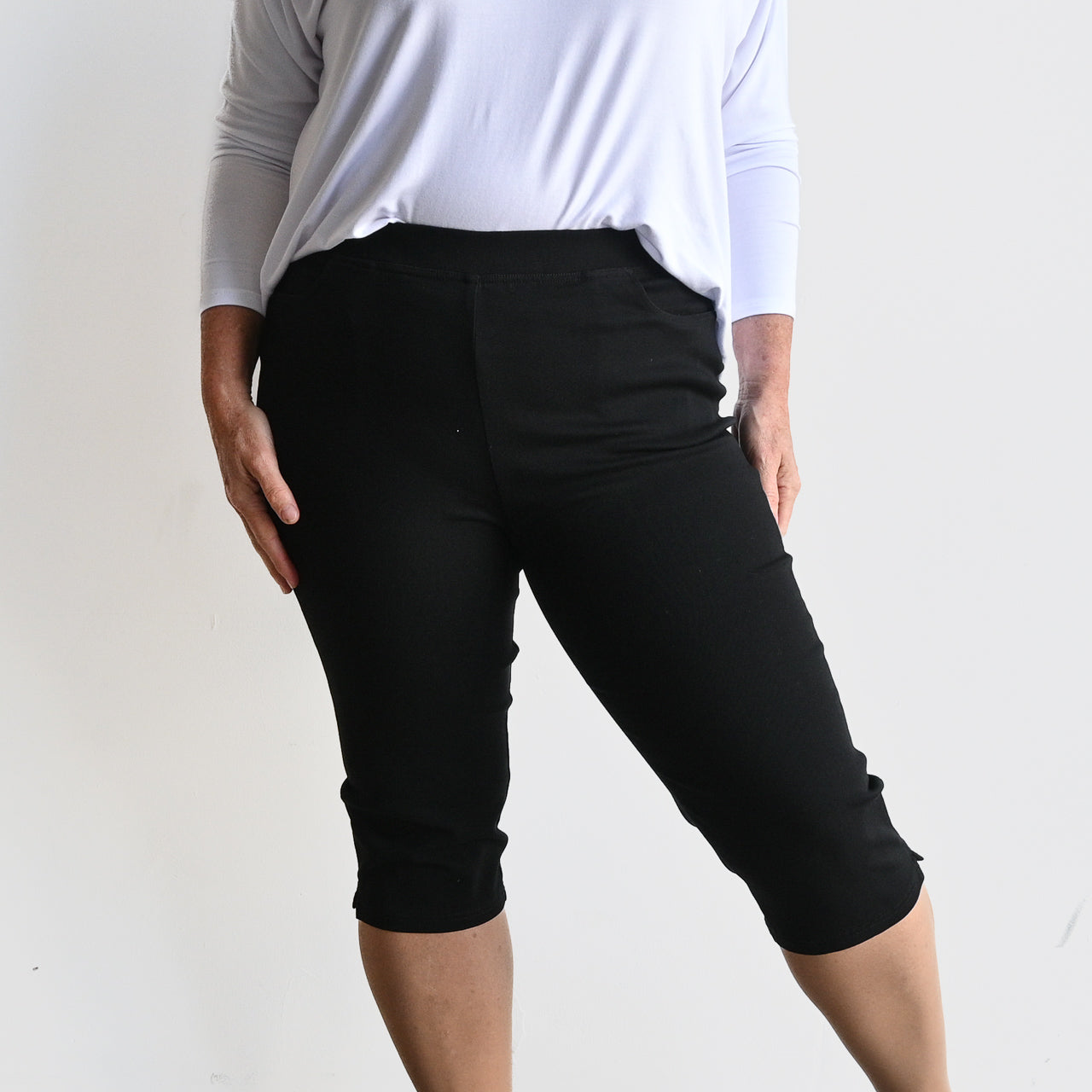 Pull-On Stretch Pant - Short -  KOBOMO