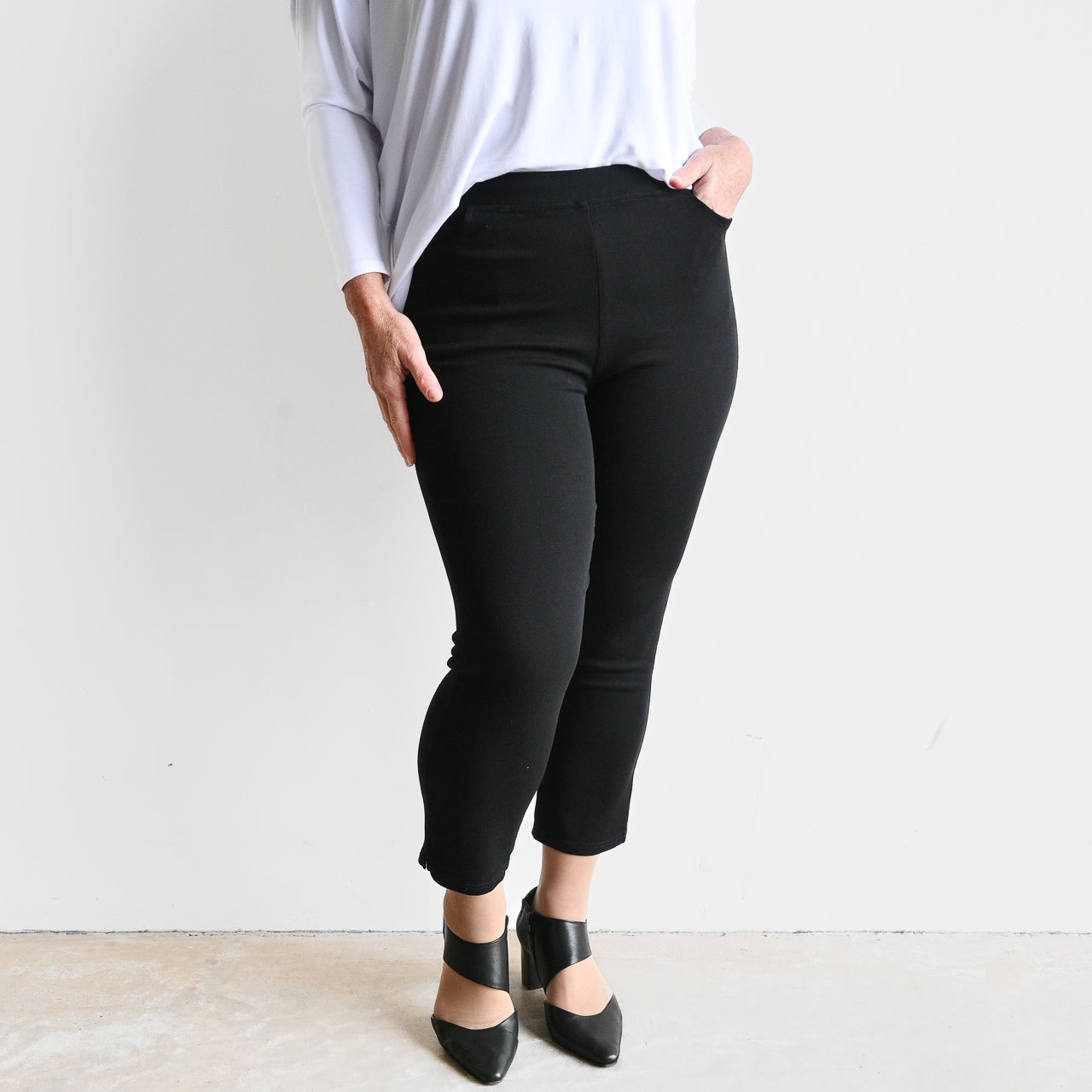 Pull-On Stretch Pant