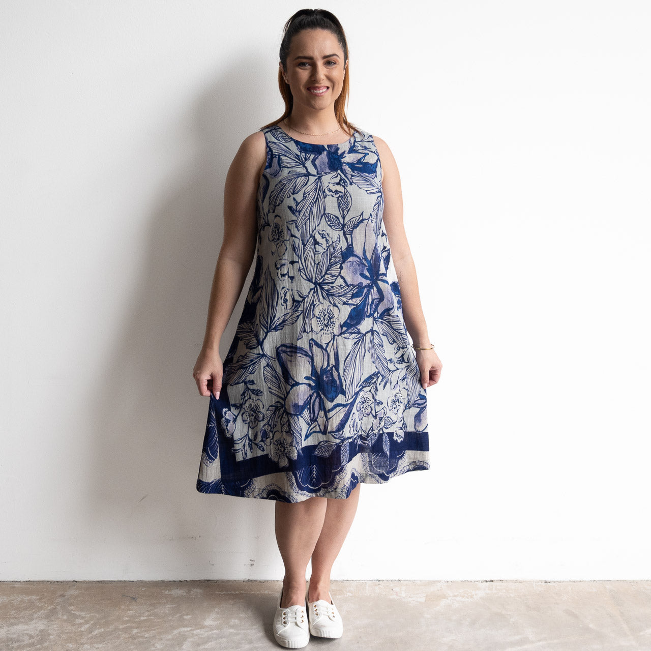 Sleeveless A-line Shift Dress - Avignon - 71004