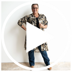 <div style="padding:100% 0 0 0;position:relative;"><iframe src="https://player.vimeo.com/video/1046244638?badge=0&amp;autopause=0&amp;player_id=0&amp;app_id=58479" frameborder="0" allow="autoplay; fullscreen; picture-in-picture; clipboard-write; encrypted-media" style="position:absolute;top:0;left:0;width:100%;height:100%;" title="Stepping Out Long Cotton Shirt - Paisley Nouveau"></iframe></div><script src="https://player.vimeo.com/api/player.js"></script>