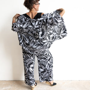 Two Piece Loungewear Pant Set - Jungle Sketch