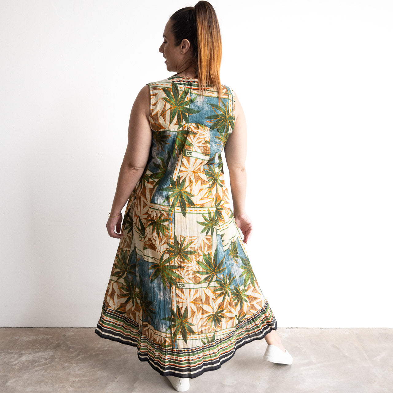 V-neck Midi Dress - Allard - 40300