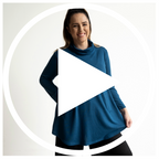 <div style="padding:100% 0 0 0;position:relative;"><iframe src="https://player.vimeo.com/video/1075560100?badge=0&amp;autopause=0&amp;player_id=0&amp;app_id=58479" frameborder="0" allow="autoplay; fullscreen; picture-in-picture; clipboard-write; encrypted-media" style="position:absolute;top:0;left:0;width:100%;height:100%;" title="Winter Cowl Neck Tunic Top - Marine Blue"></iframe></div><script src="https://player.vimeo.com/api/player.js"></script>