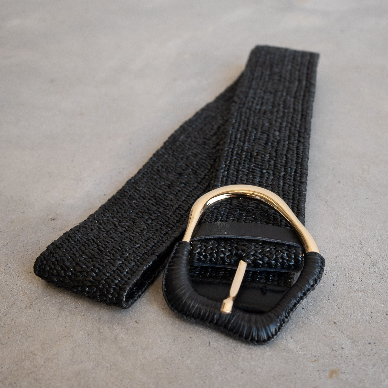 Wrapped Buckle Stretch Belt