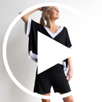 <div style="padding:100% 0 0 0;position:relative;"><iframe src="https://player.vimeo.com/video/1234932078?badge=0&amp;autopause=0&amp;player_id=0&amp;app_id=58479&amp;autoplay=1&amp;muted=1&amp;loop=1" frameborder="0" allow="autoplay; fullscreen; picture-in-picture; clipboard-write; encrypted-media; web-share"  style="position:absolute;top:0;left:0;width:100%;height:100%;" title="Yoga Shorts by KOBOMO Bamboo"></iframe></div><script src="https://player.vimeo.com/api/player.js"></script>