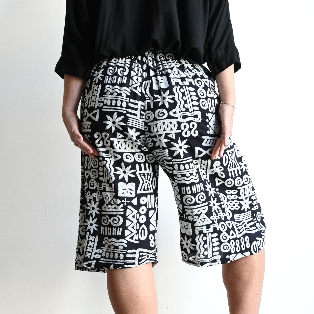 Zen Drawstring Shorts - Below-the-knee - Tribal