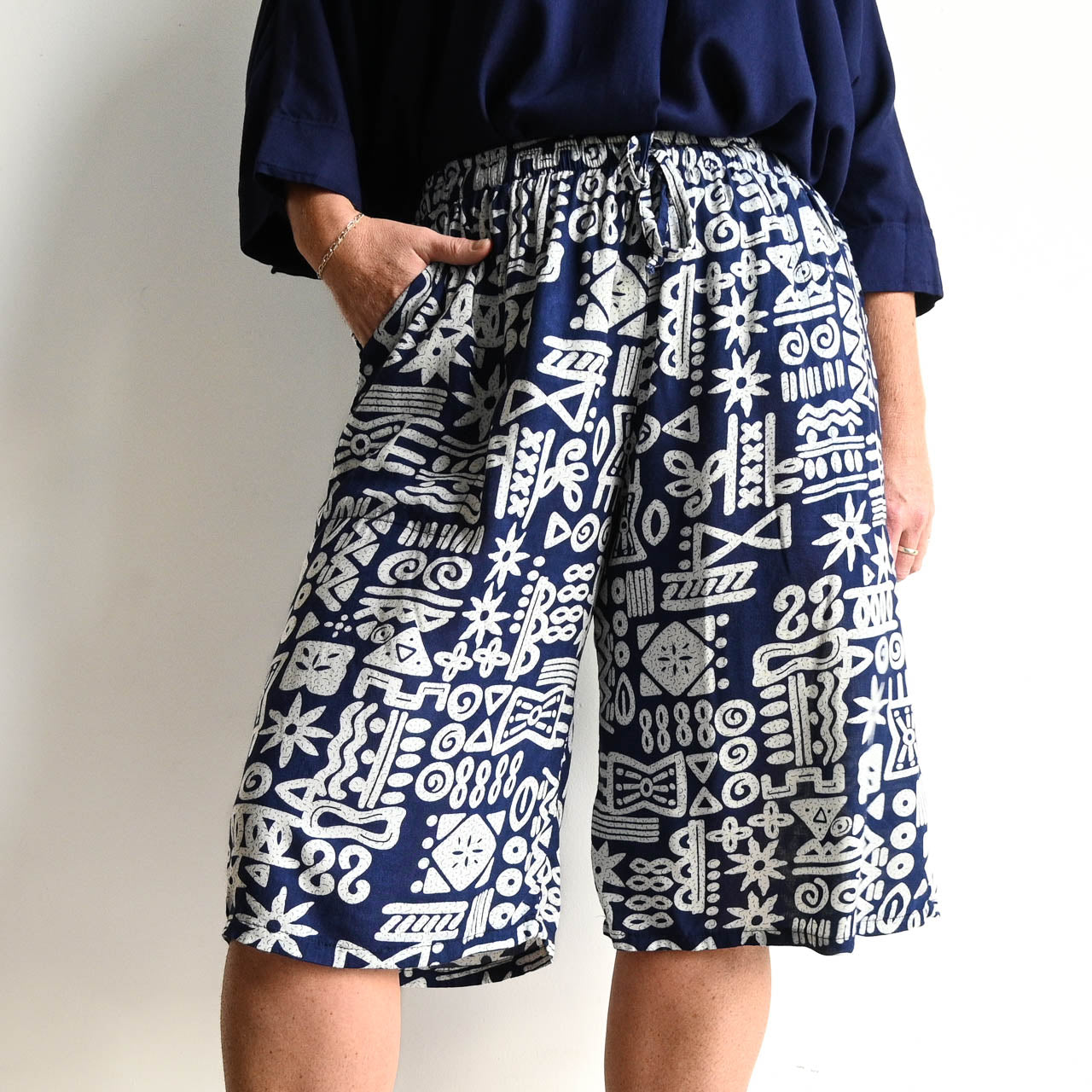 Zen Drawstring Shorts - Below-the-knee - Tribal