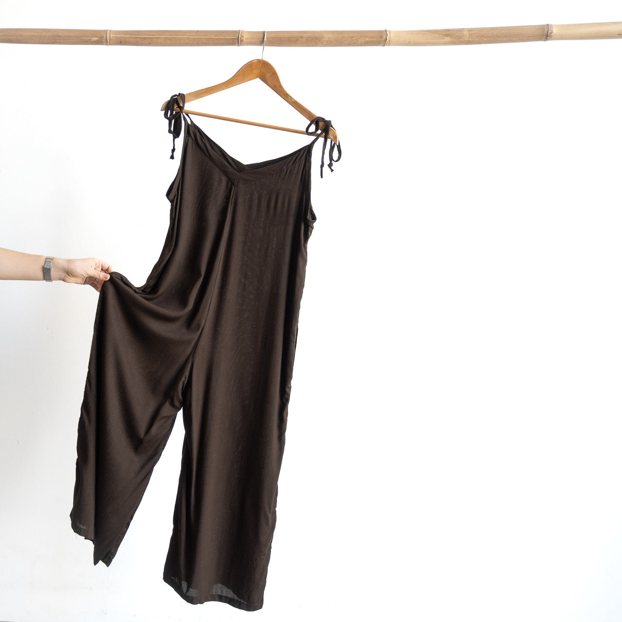 Tie shoulder adjustable summer jumpsuit in relaxed fit, peppercorn brown colour