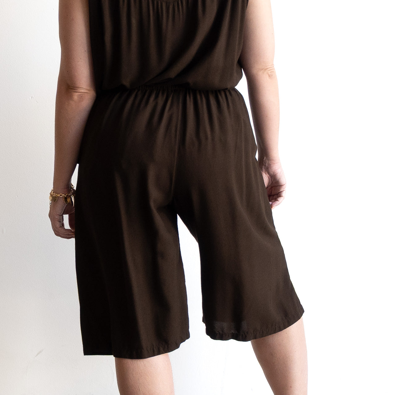 Zen Drawstring Shorts - Below-the-knee