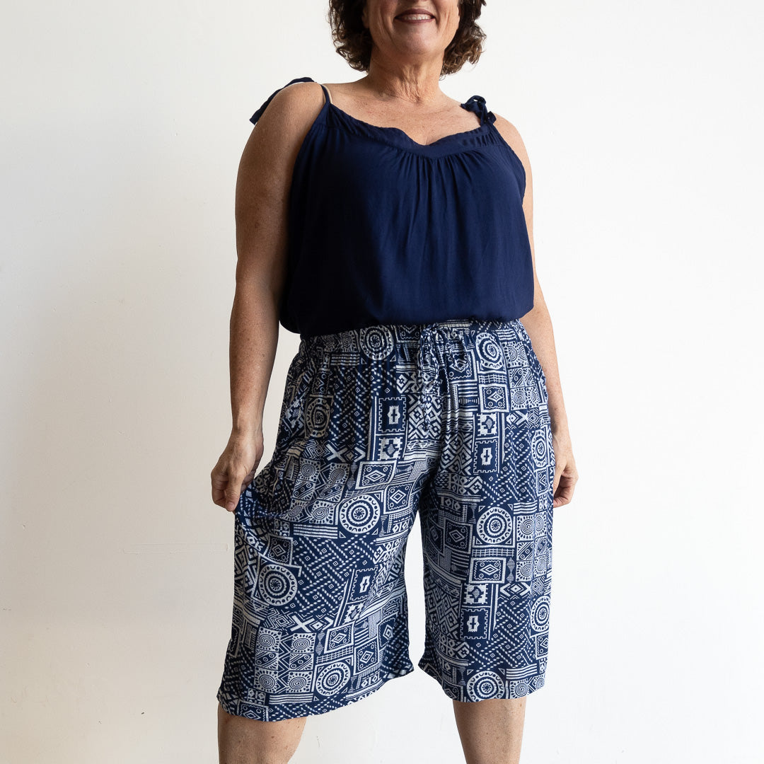 Zen Drawstring Shorts - Below-the-knee - Geometric