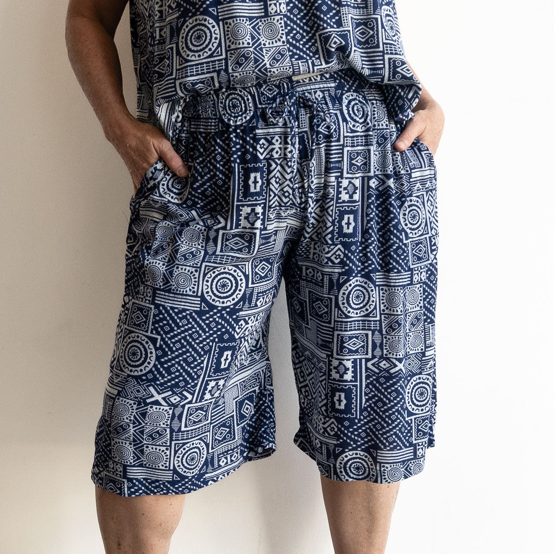 Zen Drawstring Shorts - Below-the-knee - Geometric