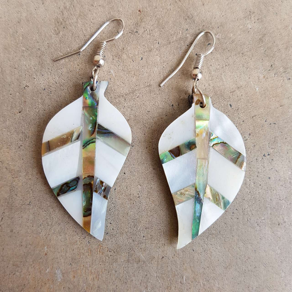 By The Sea Shore Earrings / Mother Of Pearl Shell / Leaf. 