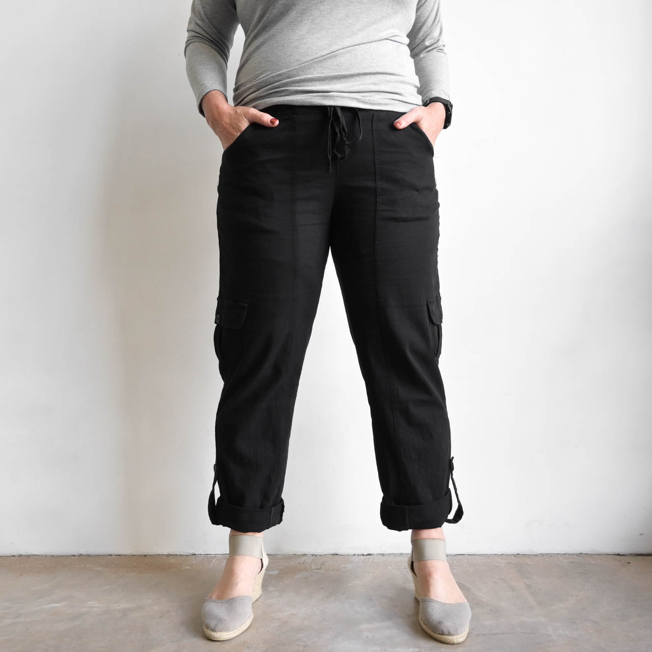 Long Capri Stretch Pants With Pockets - Black, White, Navy blue, Olive  Green – KOBOMO