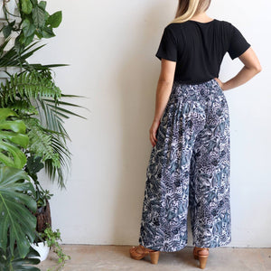 Adventure Spirit - Printed Wrap Trousers for Women