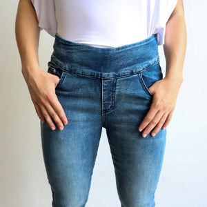 Shaper Denim Jeans - mid-rise stretch pull-on jegging in plus size. Pockets view.
