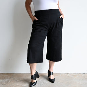 Wide Leg Crop Pants in Stretch Linen -  KOBOMO