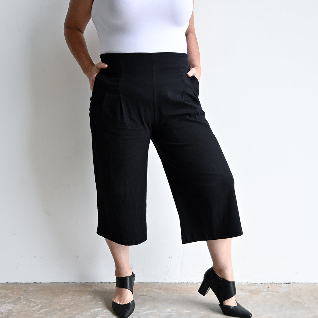 Wide Leg Crop Pants in Stretch Linen - 18Black KOBOMO